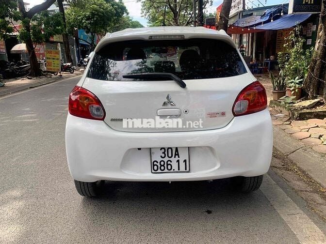 Mitsubishi Mirage 2017 1.2 CVT - 6000 km