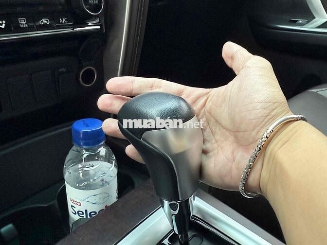 Fortuner 2018 - Xăng - 1 Cầu Cực đẹp - Xe Tại Hãng