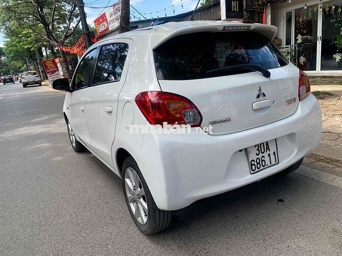 Mitsubishi Mirage 2017 1.2 CVT - 6000 km