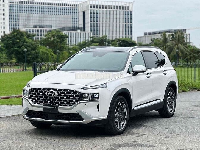 Hyundai Santa Fe 2023 Cao cấp 2.5L HTRAC