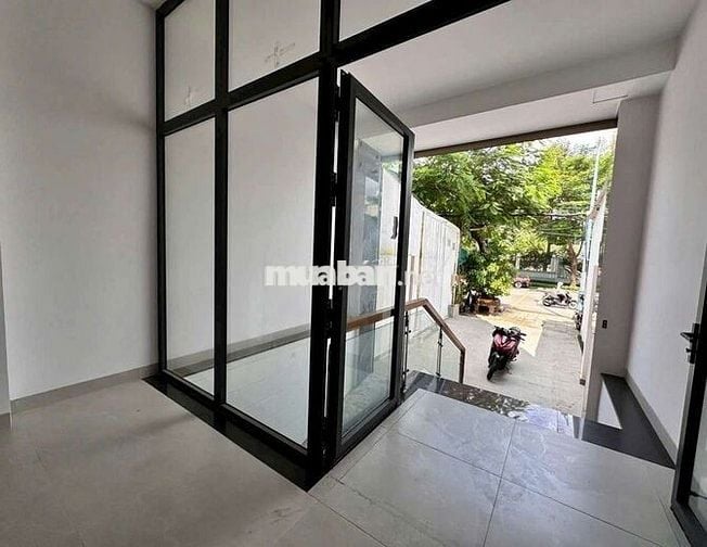 Cho thuê MB MT Chu Văn An Bình Thạnh –4.5x25m, có phòng ở lại–giá 25tr