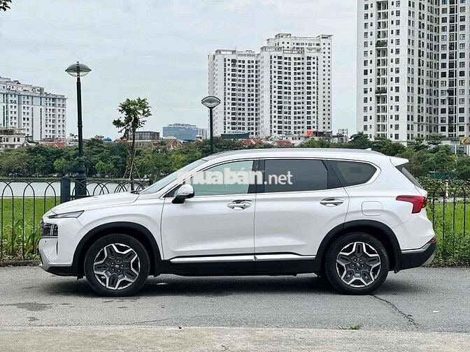 Hyundai Santa Fe 2023 Cao cấp 2.5L HTRAC