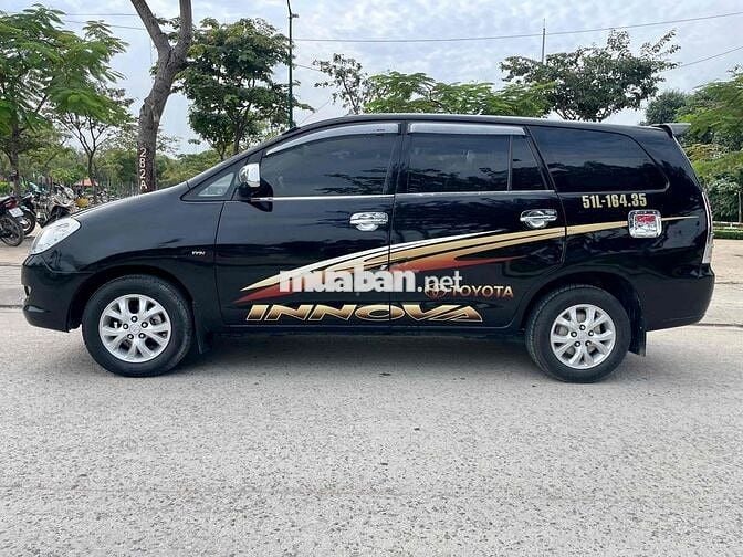 Toyota Innova 2006 bản G zin chuẩn xe gia đình