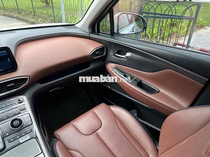 Hyundai Santa Fe 2023 Cao cấp 2.5L HTRAC