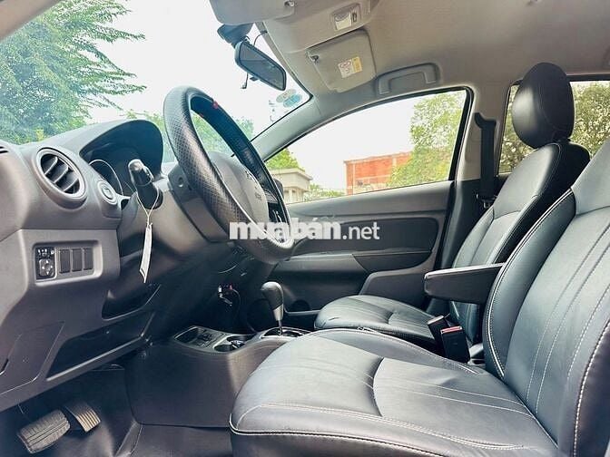 Cần bán nhanh Attrage đỏ CVT, odo 33.000km sx 2023