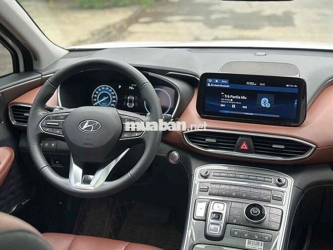 Hyundai Santa Fe 2023 Cao cấp 2.5L HTRAC