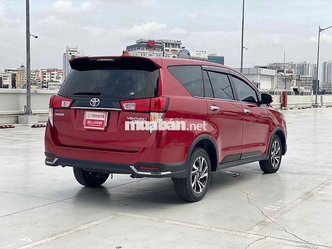 Toyota Innova Venturer 2020 2.0G - 34000 km