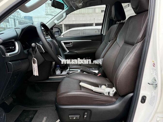 Fortuner 2018 - Xăng - 1 Cầu Cực đẹp - Xe Tại Hãng