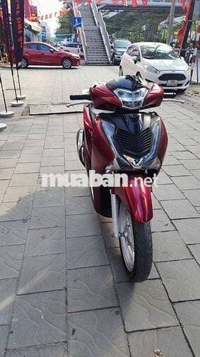 Xe Tay Ga SH 125 CBS 2018 màu đỏ