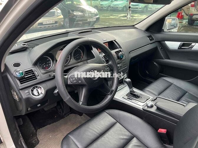 Mercedes-Benz C200 2010 Trắng
