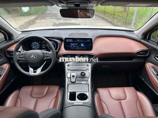 Hyundai Santa Fe 2023 Cao cấp 2.5L HTRAC