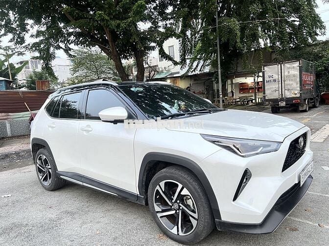 Toyota Corolla Cross Trắng, đen