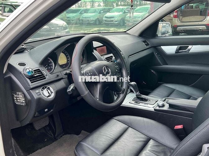 Mercedes-Benz C200 2010 Trắng