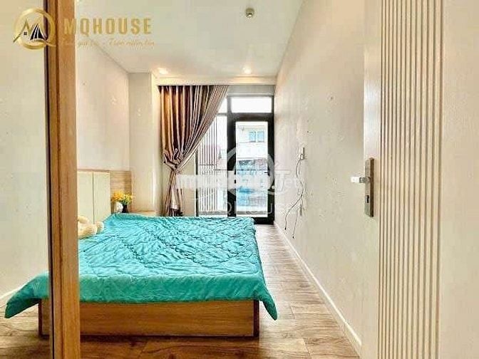 2PN FULL NỘI THẤT, CÓ BẢO VỆ, THANG MÁY - CÔNG VIÊN HOÀNG VĂN THỤ P2