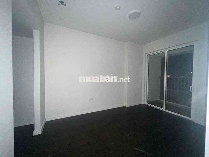 Cho thuê căn hộ 3 phòng ngủ 2WC. chung cư Golden Mansion. gần sân bay