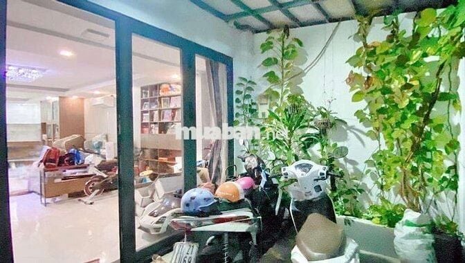 103m² NHÀ BTCT CẠNH HIM LAM ,HXH ,TĂNG NỘI THẤT CAO CẤP 200Đ