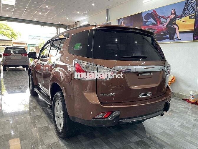 Isuzu Mu X 2016 2.5 MT - 130000 km