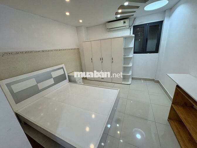 Cho thuê phòng 45m2 Nguyễn Trãi Quận 1 Full Nội Thất cmr an ninh tự do