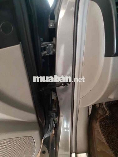 santafe 2.2 máy dầu 2 cầu, std