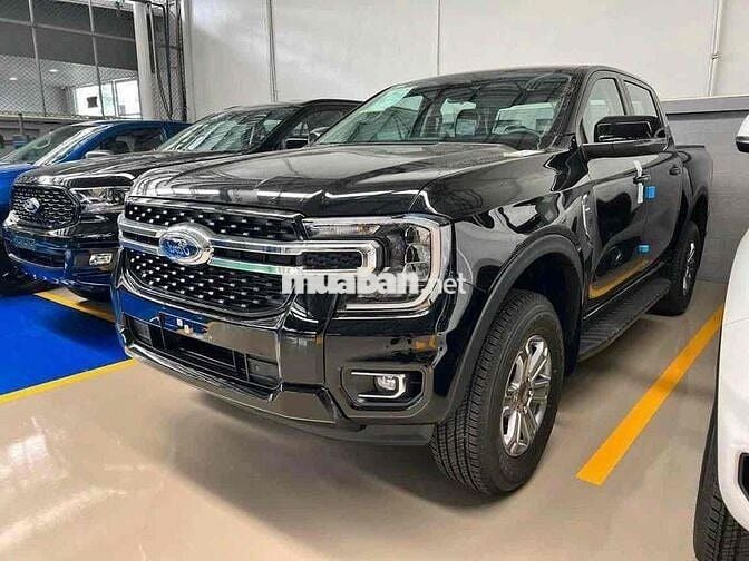 Ford Ranger đủ màu giao ngay giá siêu tốt