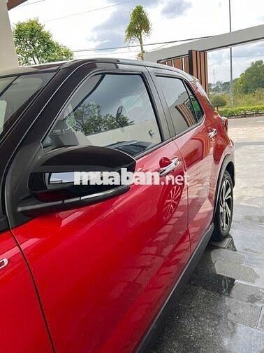 Toyota Raize 2023 - 8000 km