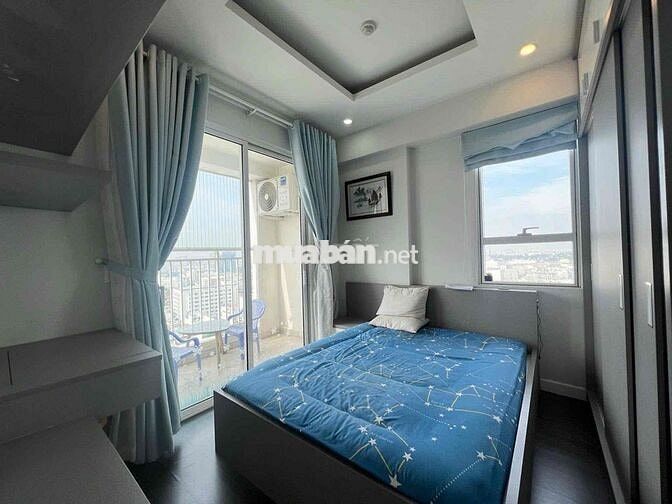 Cho thuê căn góc view QK7 2PN.2WC tầng cao The Botanica