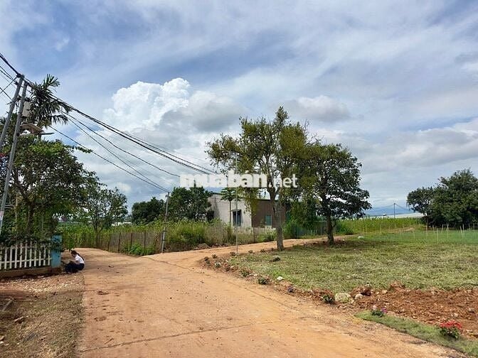 LÔ ĐẤT NGAY TT CÁCH QL 27 CHỈ 600M– HẠ TẦNG HOÀN THIỆN, ĐƯỜNG Ô TÔ