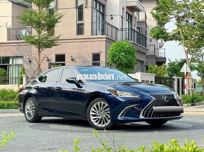 Cần Bán Chiếc Lexus ES250 Model 2020