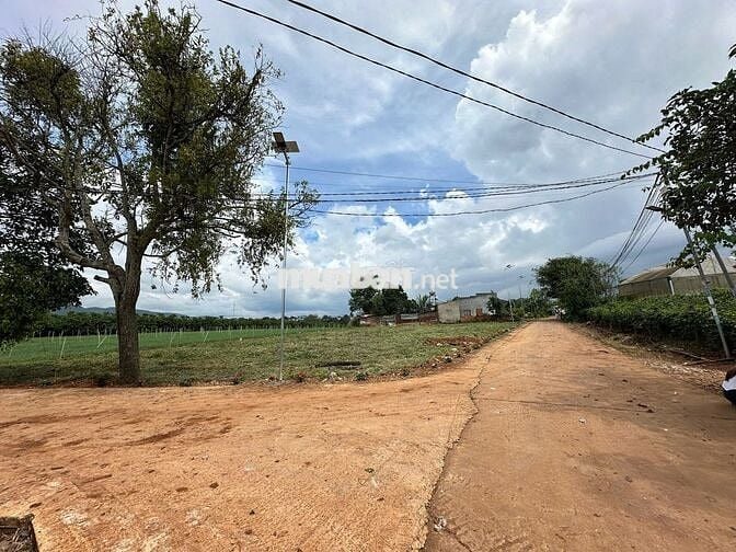 LÔ ĐẤT NGAY TT CÁCH QL 27 CHỈ 600M– HẠ TẦNG HOÀN THIỆN, ĐƯỜNG Ô TÔ