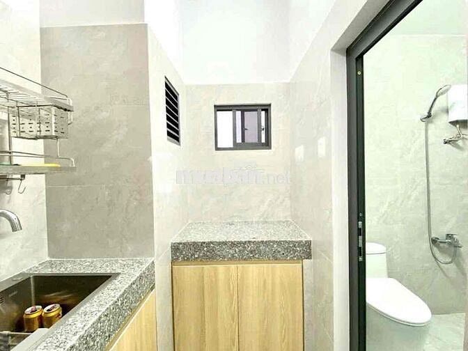 PHÒNG FULL NỘI THẤT mặt tiền LÂM VĂN BỀN gần LOTTE MART Q7