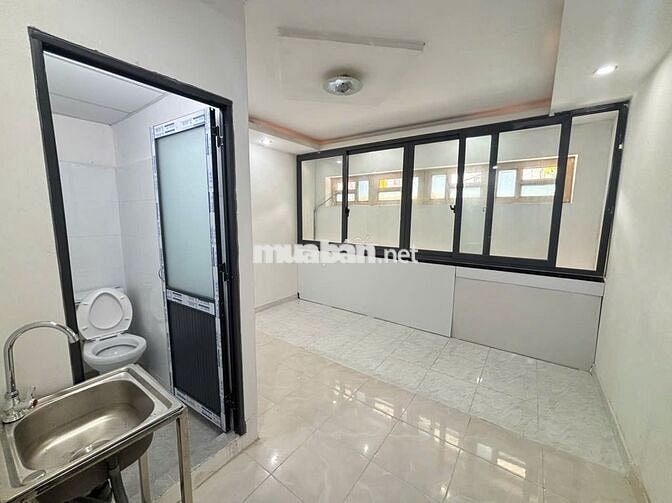 Phòng Giá Rẻ Vùa Setup Kế IUH - ĐH Gia Định