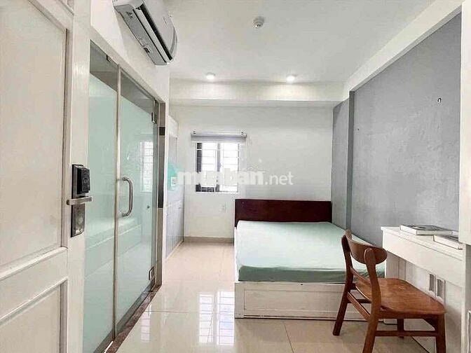 PHÒNG FULL NỘI THẤT mặt tiền LÂM VĂN BỀN gần LOTTE MART Q7