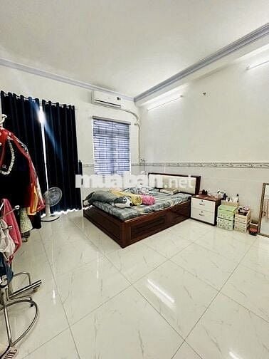 BÁN GẤP NHÀ MÃ LÒ HẺM XE TẢI THÔNG VỪA Ở VỪA KINH DOANH