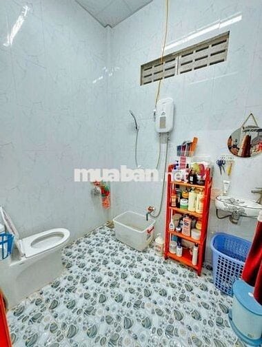 Bán nhà thổ cư, địa chỉ nhà trên sổ hồng, lộ ôtô (Tặng hết nội thất).