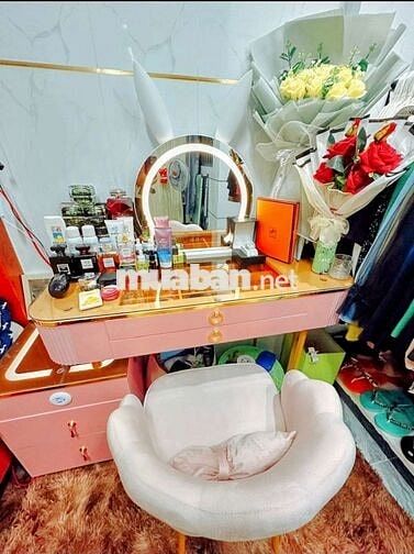 Bán nhà thổ cư, địa chỉ nhà trên sổ hồng, lộ ôtô (Tặng hết nội thất).