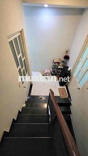 Chỉ 7 tỷ Nhà P4, Q8, cách đường Cao Lỗ 15m, 51,2m2, 2 Tầng, 3 PN