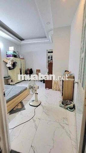 Chỉ 7 tỷ Nhà P4, Q8, cách đường Cao Lỗ 15m, 51,2m2, 2 Tầng, 3 PN