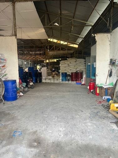 Cho thuê kho xưởng DT:  1.200m2,  giá rẻ tại Lê Minh Xuân , Bình Chánh