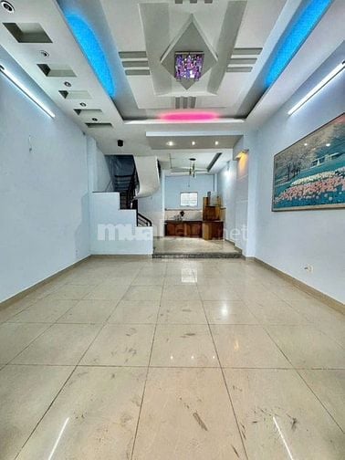 Cho thuê nhà 85m2 ( 4.5 x 18,9m ) , 3 tầng , 5 phòng ngủ / 6WC , bếp 