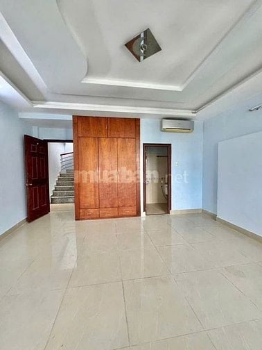 Cho thuê nhà 85m2 ( 4.5 x 18,9m ) , 3 tầng , 5 phòng ngủ / 6WC , bếp 