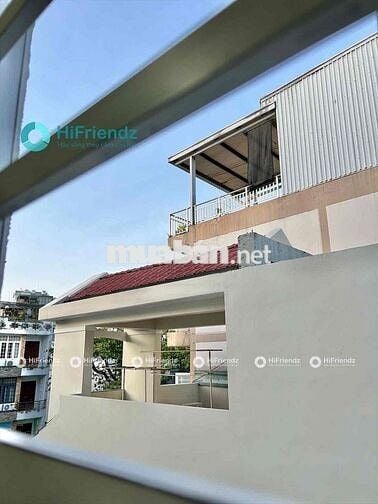 CHO THUÊ STUDIO SỔ TRỜI THANG MÁY HẦM XE GẦN SÂN BAY