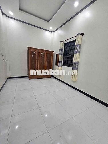 NHÀ 1 TRỆT 2 LẦU HẺM 388Z SAU LƯNG KDC ĐẠI NGÂN GẦN ĐẠI HỌC Y DƯỢC