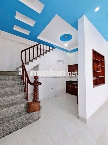 BÁN NHÀ MỚI ĐẸP - HOÀN CÔNG - NẰM KẾ ĐẠI HỌC CN