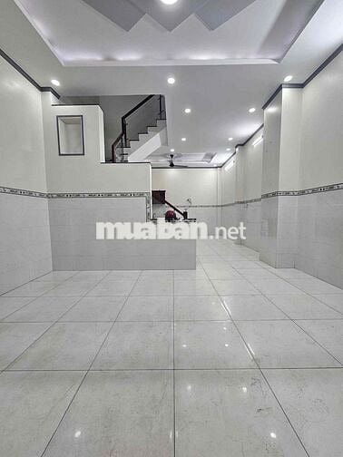 NHÀ 1 TRỆT 2 LẦU HẺM 388Z SAU LƯNG KDC ĐẠI NGÂN GẦN ĐẠI HỌC Y DƯỢC