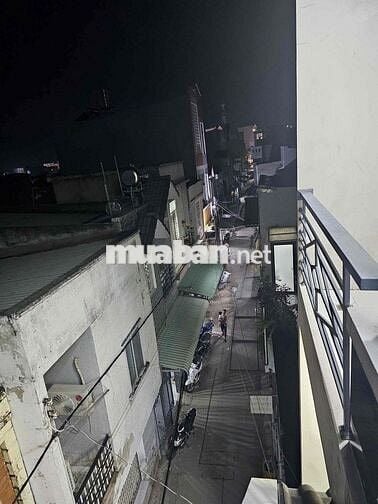 NHÀ 1 TRỆT 2 LẦU HẺM 388Z SAU LƯNG KDC ĐẠI NGÂN GẦN ĐẠI HỌC Y DƯỢC