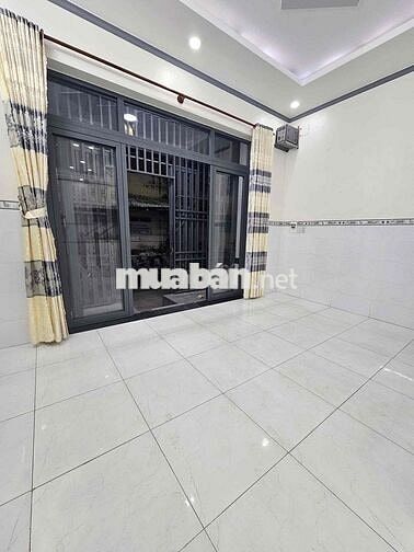 NHÀ 1 TRỆT 2 LẦU HẺM 388Z SAU LƯNG KDC ĐẠI NGÂN GẦN ĐẠI HỌC Y DƯỢC