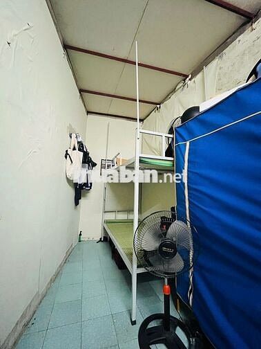 Nhượng phòng zá rẻ, an ninh cực tốt, gần ngã tư sở