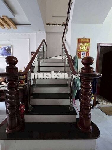 NHÀ RỘNG RÃI - GIÁP KDC THỚI NHỰT 1