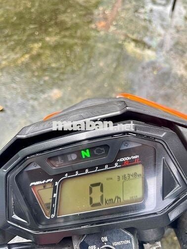 thanh lý sonic nhập thùng cực hiếm