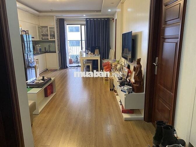 Cho thuê căn hộ 76m2 2 ngủ full đồ đẹp tại 219 Trung Kính giá 15tr/th